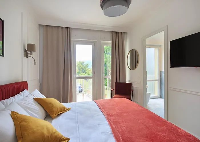 בית הארחה Sense באוונו